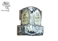 De gouden Plastic Hoek van de de Decoratiekist van de Doodskist Zilveren Bloem met Ijzerbars